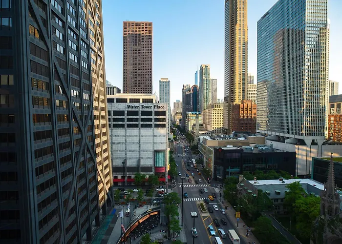 Hotel The Westin Michigan Avenue 4*